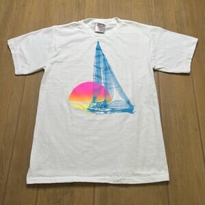vintage 90s t-shirt sailboat and sunset Beach"‎ Men Sz M fits like a Small